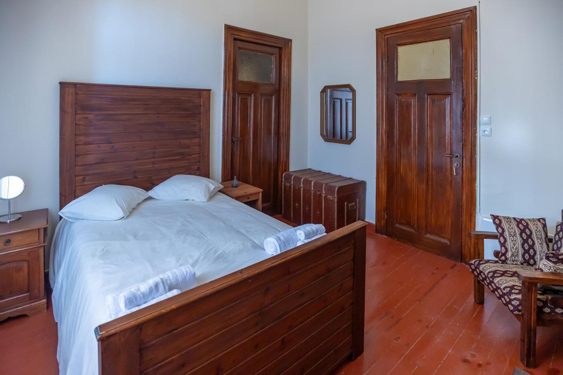 Era Of Elegance: 1928 Classic Dwelling トリポリス エクステリア 写真